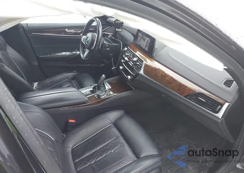 2020 BMW M550I xDrive z USA, uszkodzony, nr VIN WBAJS7C00LCE33789